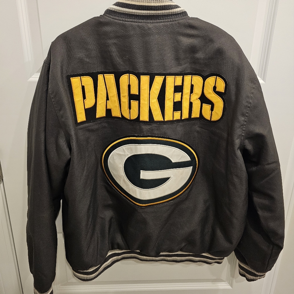 Green Bay Packers Embroidered NFL Jacket (Large)